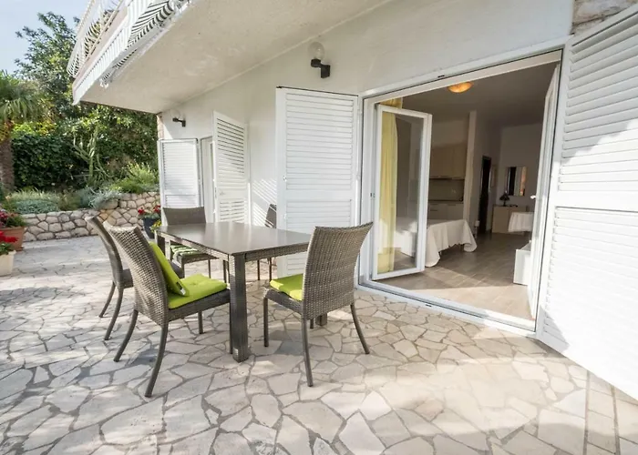 Apartament Fina *